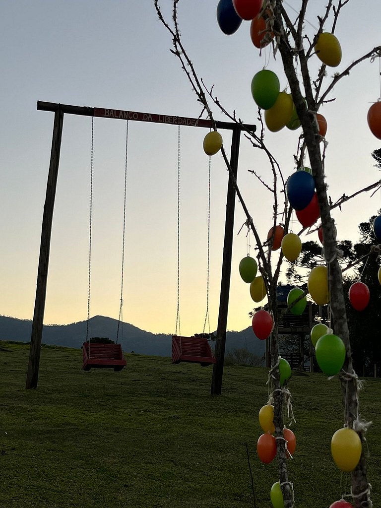 Chalé Sol Nascente (vista incrível/hidromassagem)