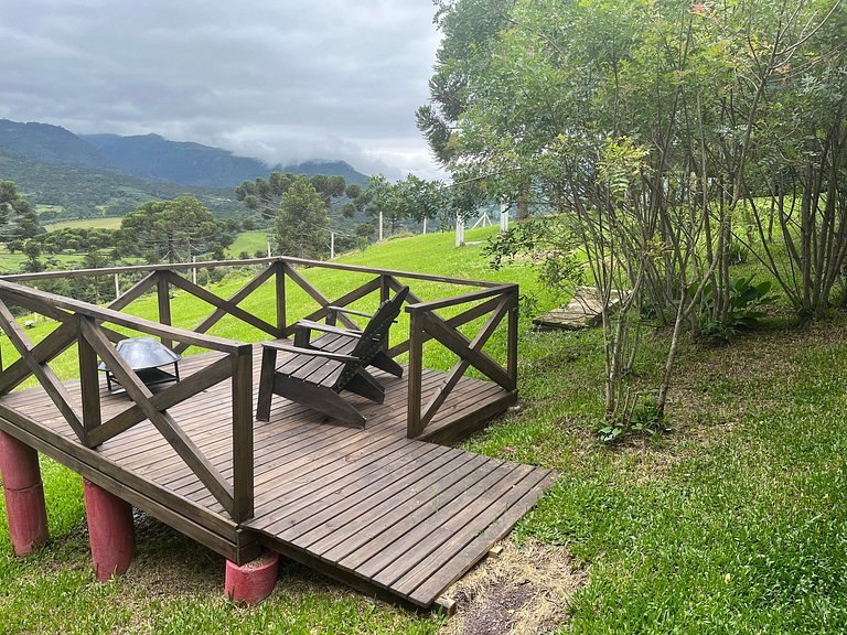 Chalé Morada da Lua (vista top e hidromassagem)